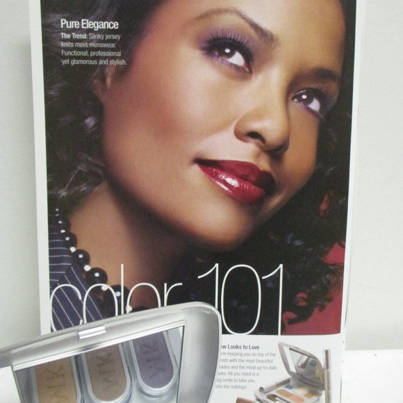 Fall Winter Makeup Collection in Compact Pure Elegance - Picture 1 of 3